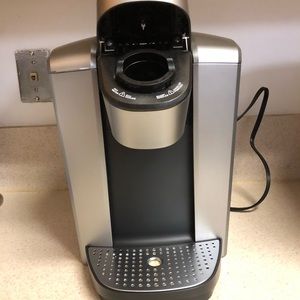 Keurig elite single coffee maker